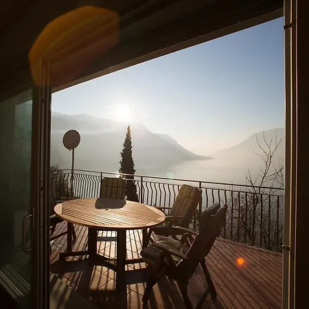 Edoardo * Faggeto Lario