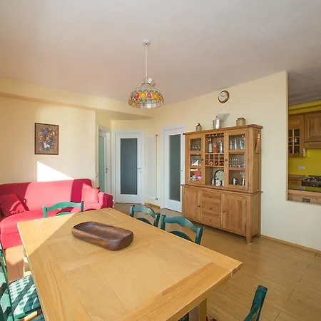 Apartman Edoardo Faggeto Lario